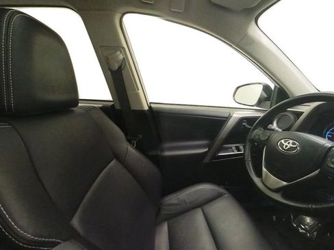 Used 2018 Toyota RAV4 Limited w/ Carpet Mat Package image 27
