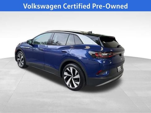 Certified 2022 Volkswagen ID.4 Pro S w/ Gradient Package image 4