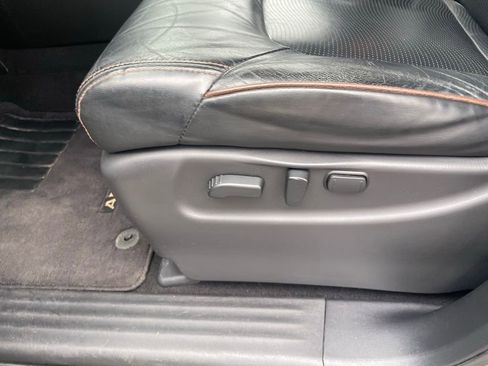 Used 2018 Nissan Armada SL w/ Premium Package image 11