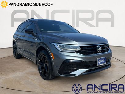 Certified 2023 Volkswagen Tiguan SE R-Line