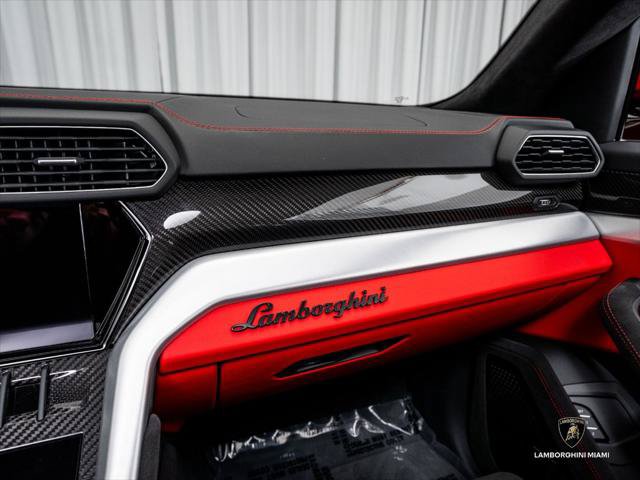 Used 2024 Lamborghini Urus S AWD/4WD image 27
