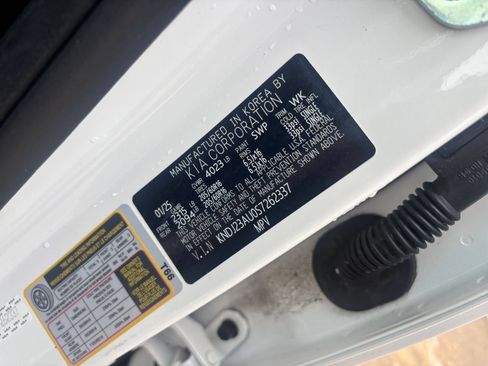 Used 2025 Kia Soul LX w/ LX Technology Package FWD image 26