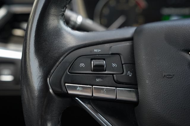 Used 2023 Cadillac XT6 Luxury FWD image 30