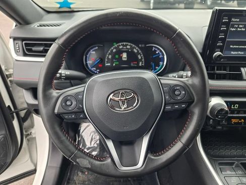 Used 2021 Toyota RAV4 SE w/ Weather & Moonroof Package AWD/4WD image 20