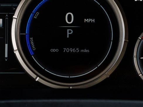 Used 2022 Lexus RX 450h F Sport w/ Accessory Package image 22