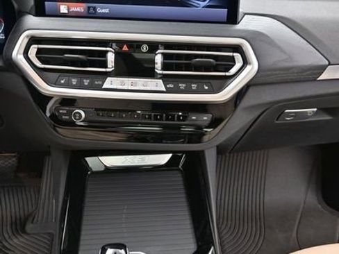 Used 2023 BMW X3 xDrive30i w/ Premium Package image 16