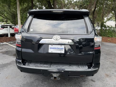 Used 2015 Toyota 4Runner Limited AWD/4WD image 14