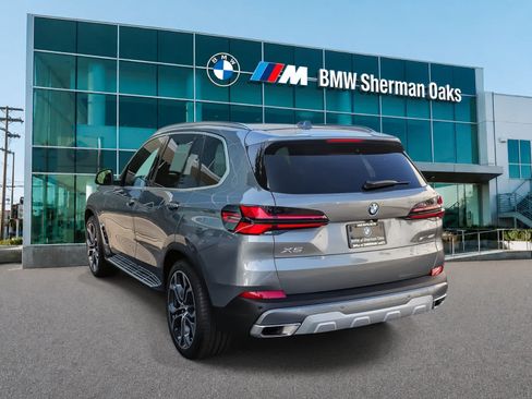 Used 2026 BMW X5 sDrive40i w/ Premium Package RWD image 6
