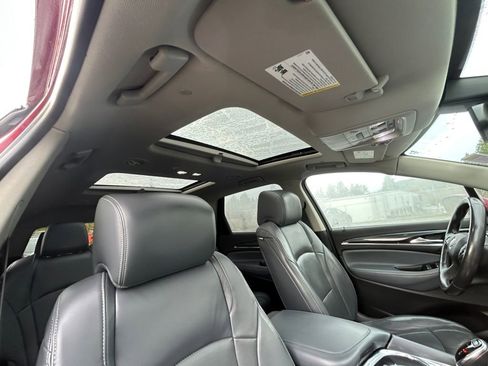 Used 2018 Buick Enclave Premium w/ Experience Buick Package image 28