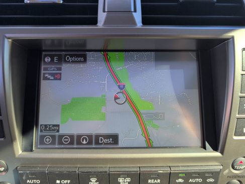 Used 2015 Lexus GX 460 image 14