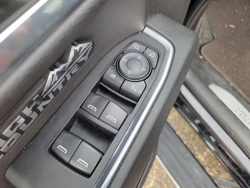 Used 2023 Chevrolet Silverado 1500 High Country w/ Technology Package image 22