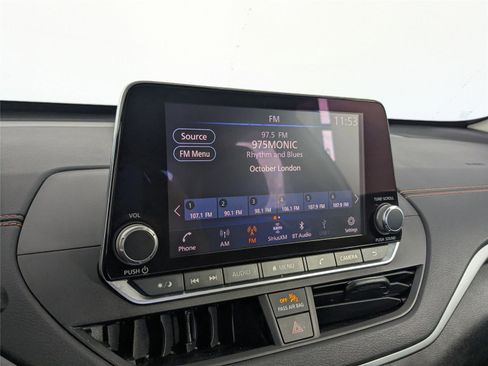 Used 2021 Nissan Altima 2.5 SR image 16