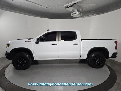 Used 2023 Chevrolet Silverado 1500 ZR2 w/ Technology Package image 3