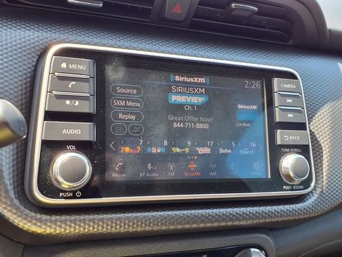 Used 2019 Nissan Kicks SV FWD image 5
