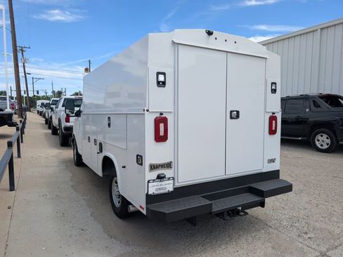 New 2025 Chevrolet Express 3500 w/ Power Convenience Package RWD image 5