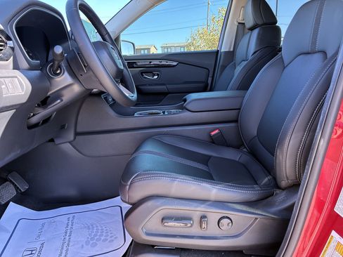 Certified 2025 Honda Pilot Touring image 18