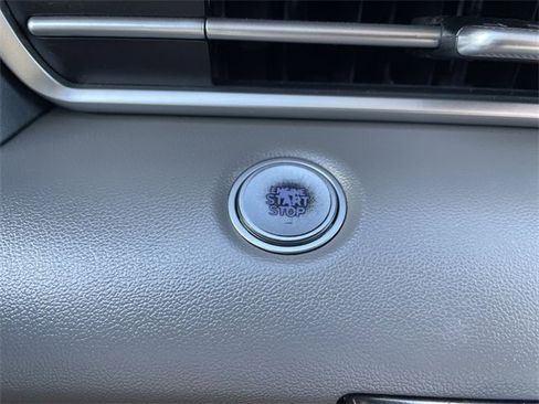 Used 2021 Hyundai Elantra SEL w/ Cargo Package image 16