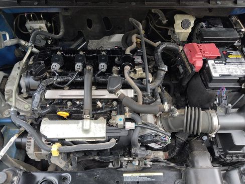 Used 2021 Nissan Kicks SR FWD image 30