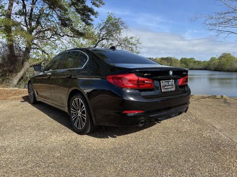 Used 2019 BMW 530i xDrive w/ Convenience Package image 8
