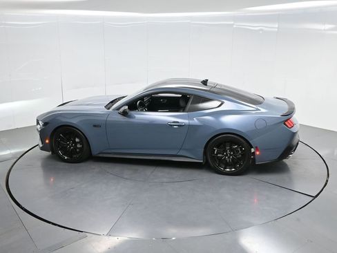 Used 2024 Ford Mustang GT RWD image 43