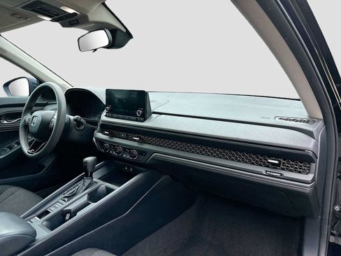 Used 2023 Honda Accord EX image 28