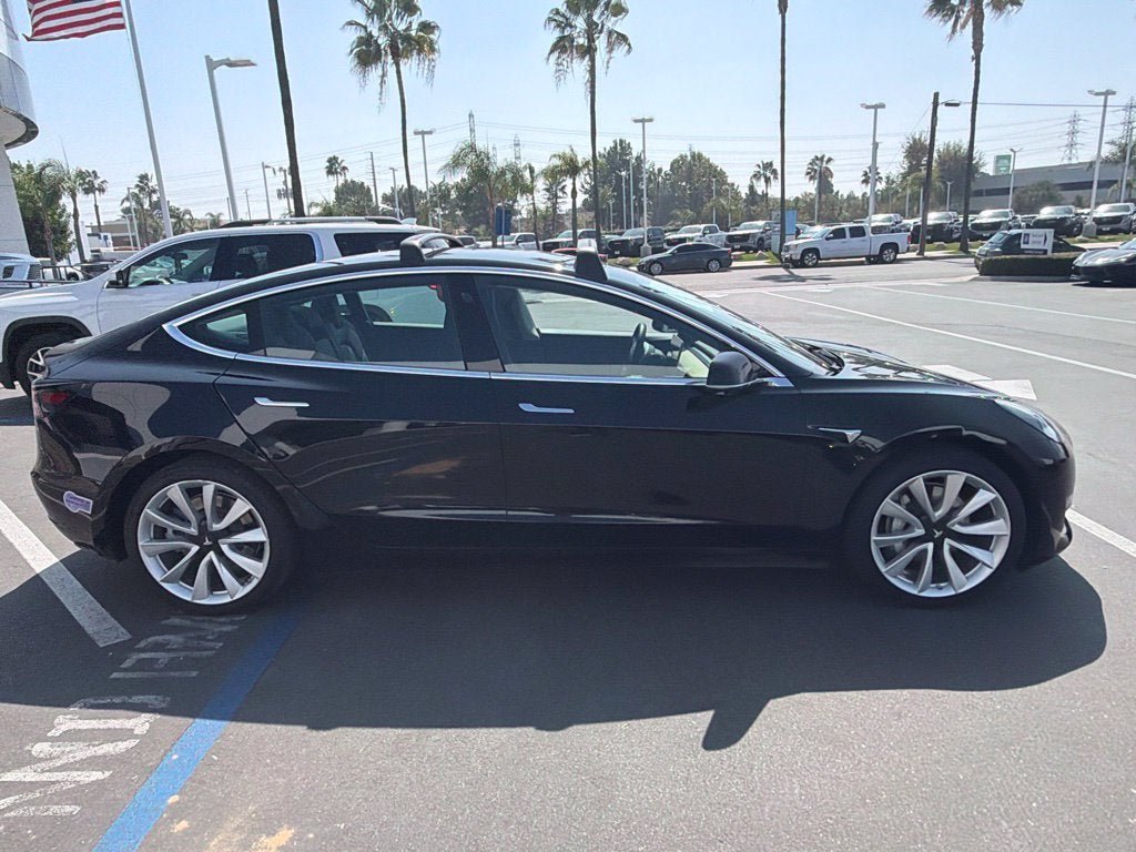 Used 2019 Tesla Model 3 Performance AWD/4WD image 5