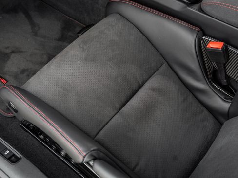 Certified 2025 Porsche 911 Carrera GTS image 26