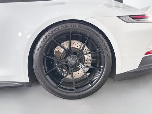 Certified 2022 Porsche 911 GT3 RWD image 12