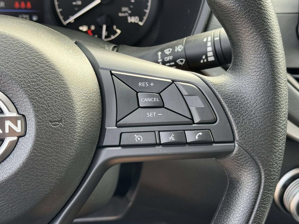 Used 2025 Nissan Altima 2.5 S FWD image 13
