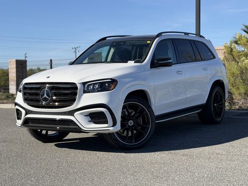 New 2026 Mercedes-Benz GLS 450 4MATIC image 2
