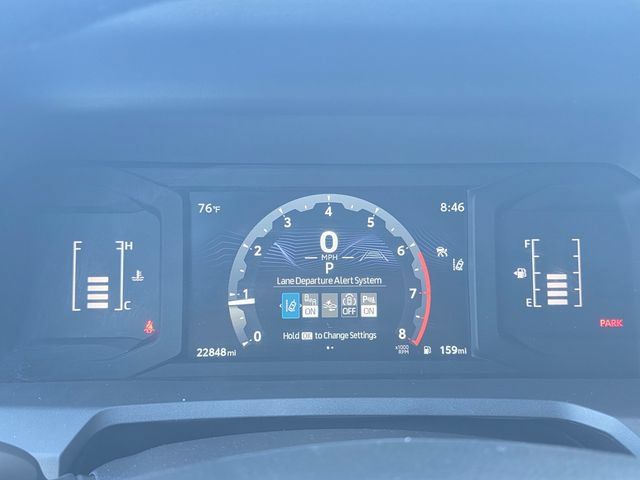 Used 2024 Toyota Tacoma SR5 AWD/4WD image 40