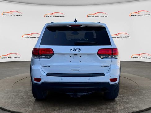 Used 2017 Jeep Grand Cherokee Laredo image 7