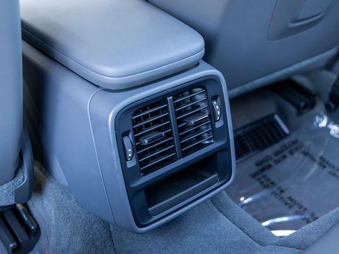 Certified 2021 Porsche Taycan image 44