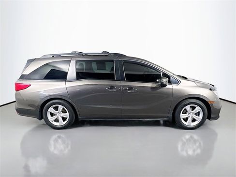 Used 2018 Honda Odyssey EX-L image 8