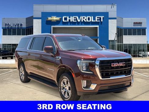Used 2022 GMC Yukon XL SLE AWD/4WD image 3