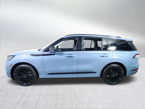 Used 2026 Lincoln Aviator Reserve AWD/4WD image 4