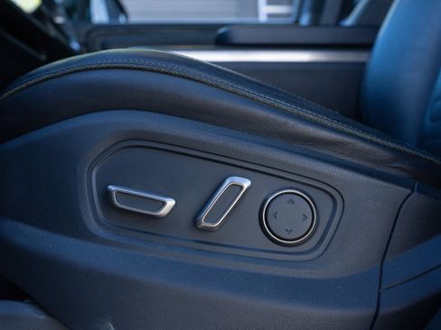 Used 2022 Rivian R1T Adventure image 25