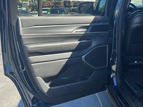 New 2026 Jeep Grand Wagoneer 4WD image 19