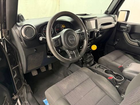 Used 2011 Jeep Wrangler Sport AWD/4WD image 17
