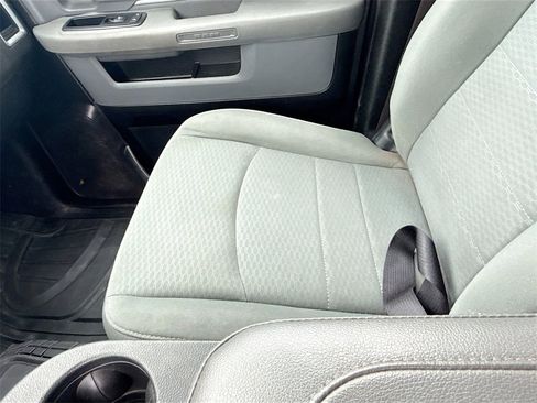 Used 2015 RAM 1500 Classic SLT image 18