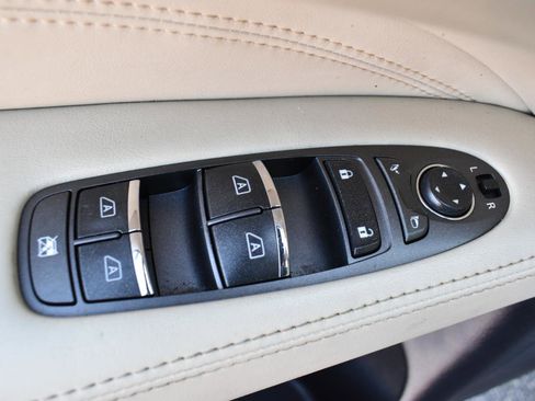 Used 2019 INFINITI QX60 Luxe w/ Essential Package image 44