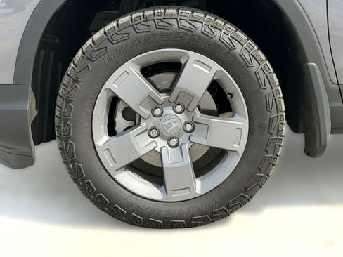 Used 2025 Honda Ridgeline TrailSport image 10