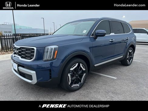 Used 2025 Kia Telluride S image 1
