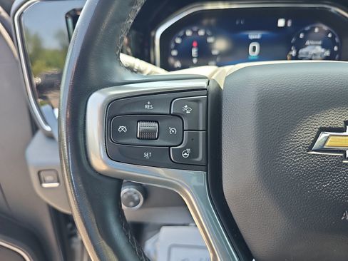 Used 2023 Chevrolet Silverado 1500 LT AWD/4WD image 14
