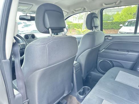 Used 2013 Jeep Compass Sport AWD/4WD image 13