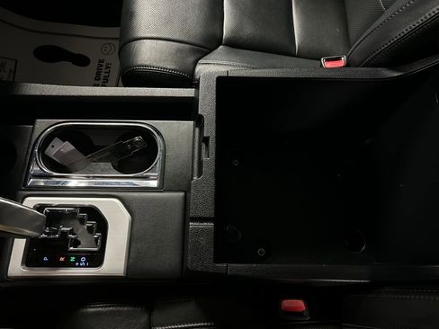 Used 2020 Toyota Tundra Platinum AWD/4WD image 19