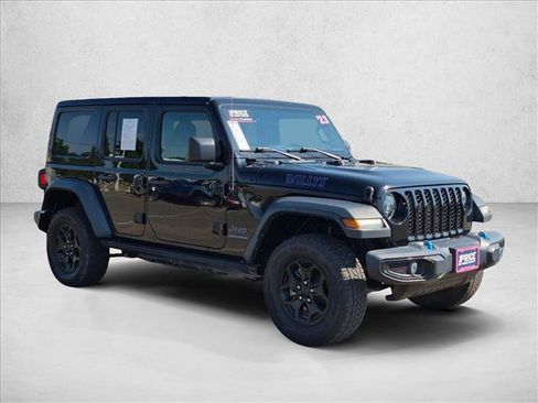 Used 2023 Jeep Wrangler Unlimited w/ Cold Weather Group AWD/4WD image 3