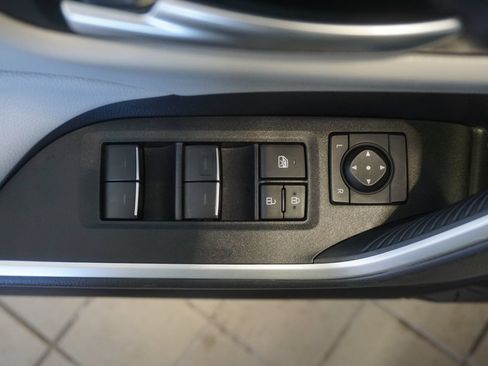 Used 2025 Toyota RAV4 XLE w/ Convenience Package AWD/4WD image 5