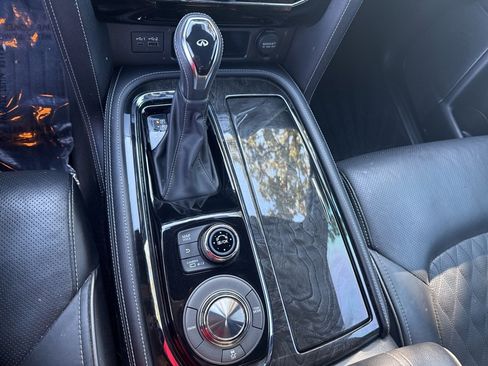 Used 2021 INFINITI QX80 Sensory w/ Cargo Package image 5