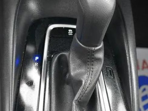 Used 2024 Toyota Corolla LE FWD image 32